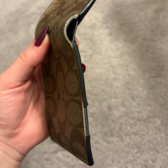 Coach Id Billfold Wallet in Signature Canvas - Picture 11 of 13
